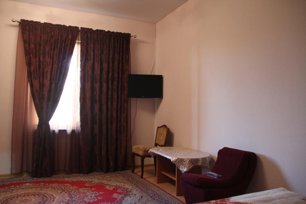 Амрапха Hotel Gudauta Kültér fotó